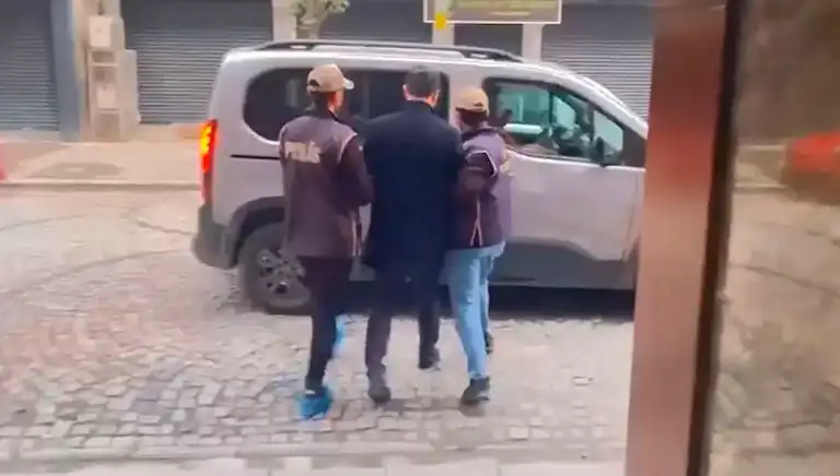 9 İlde FETÖ Operasyonu: 11 Gözaltı
