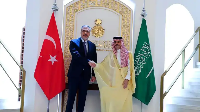 Fidan-Bin Ferhan Görüşmesi: Gazze Ateşktesi ve İİT Konuşuldu